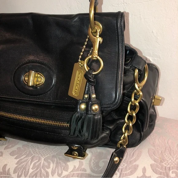 Coach, Sydney satchel with shoulder in black - Picture 6 of 16